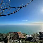 Altamarea Private Retreat Chalet *
