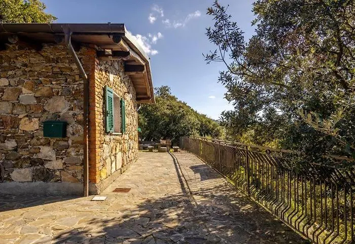 Altamarea Private Retreat Alpehytte Corniglia